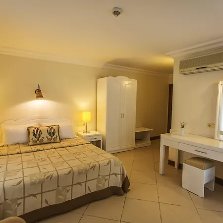 Paradise Garden 올루데니스