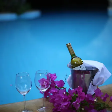 Hotel Paradise Garden 3*