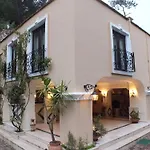 Paradise Garden 3*