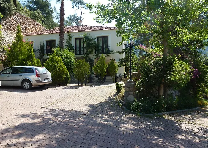 Paradise Garden 3* אולודניץ