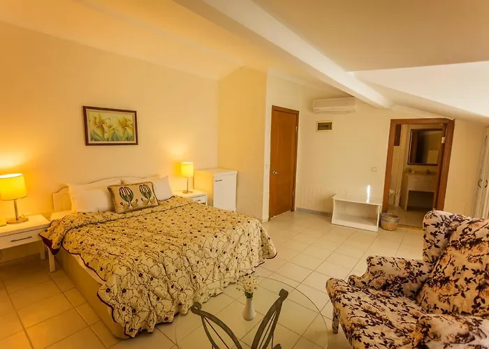 מלון Paradise Garden