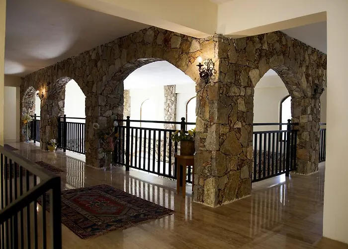 Paradise Garden Hotel 3*